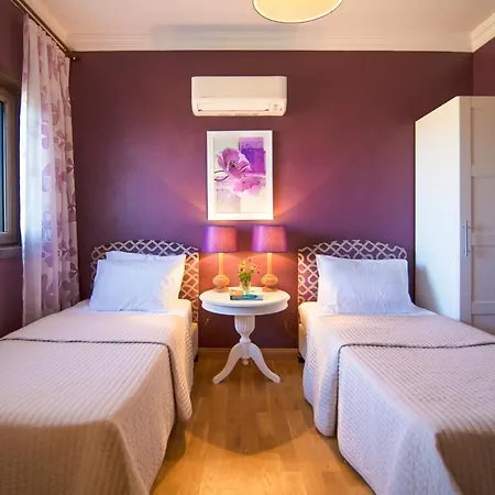 Islamlar Sleeps 8 Pool Air Con Wifi فيلة *